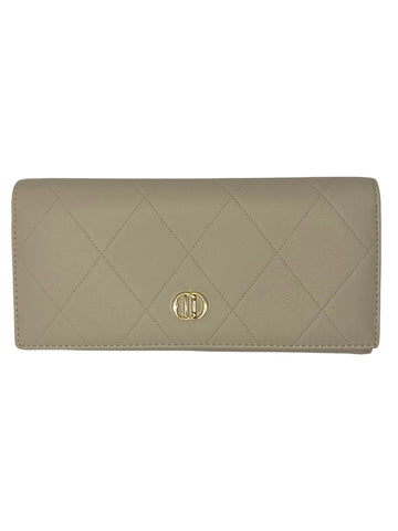 Classic Quilted Women’s Wallet with Gold Logo
