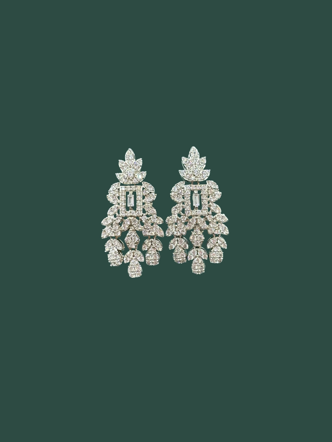 Classic Statement Jewelry Set with Emerald-Cut Stones – Silver Finish