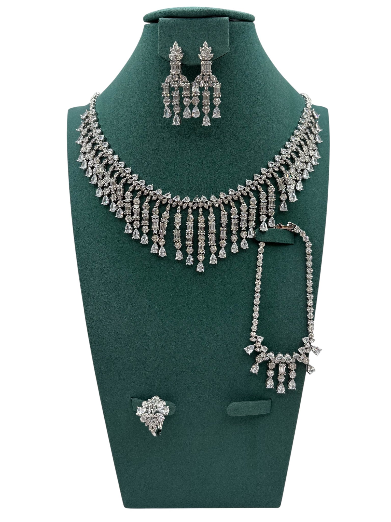Silver Triple-Strand Jewelry Set – Necklace, Bracelet & Earrings