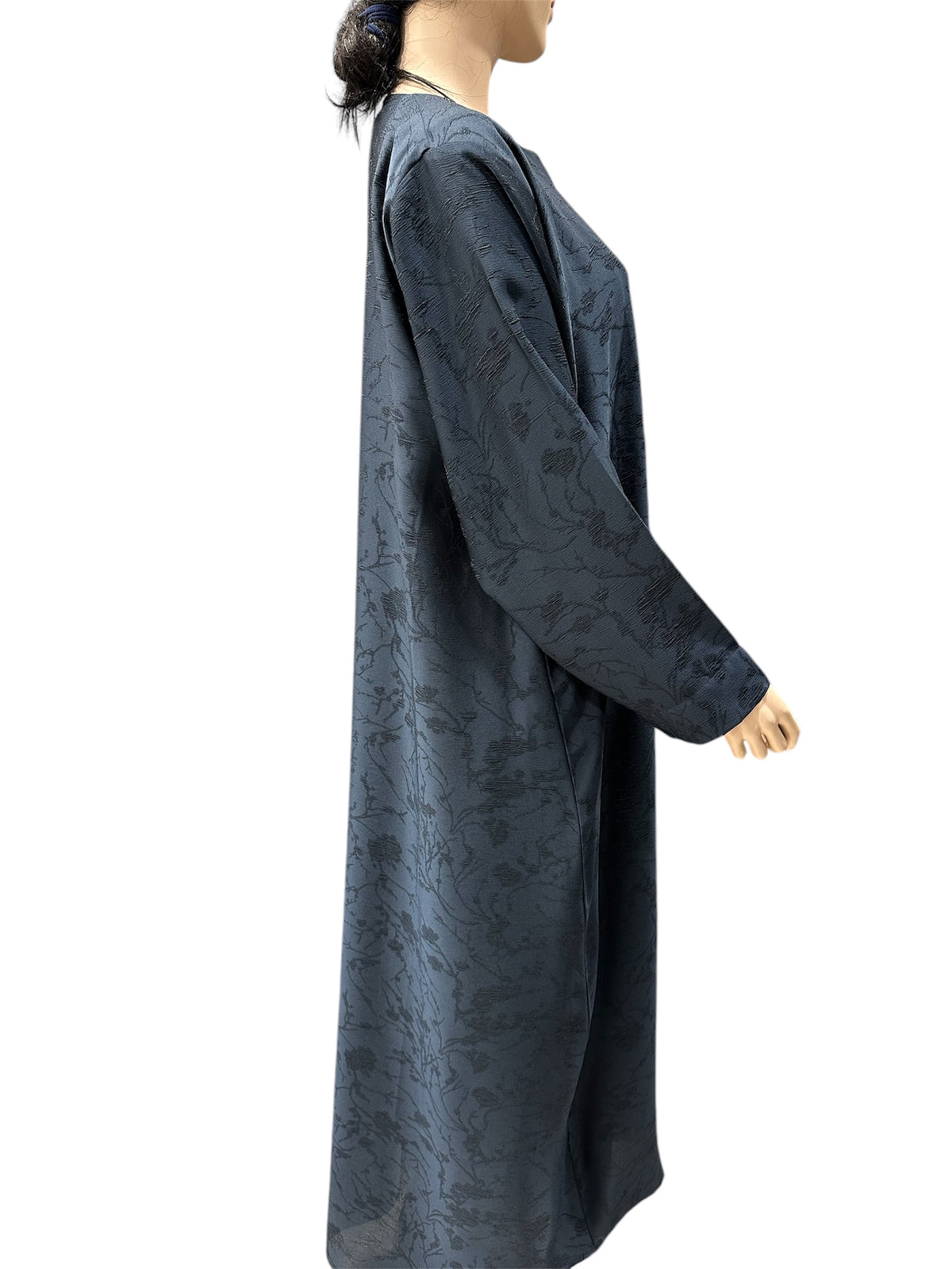Queen Modesty Queen Style Engraved Design Black Abaya – Elegant Modesty with Intrica ...